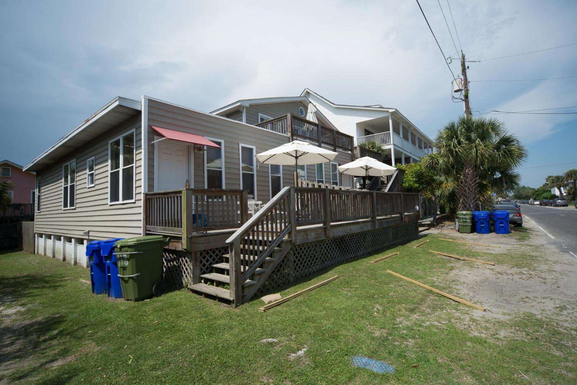 Salty Shack Unit C - Salty Shack - Dog Friendly Home - Across From The Beach - Central Location! フォーリービーチ 部屋 写真